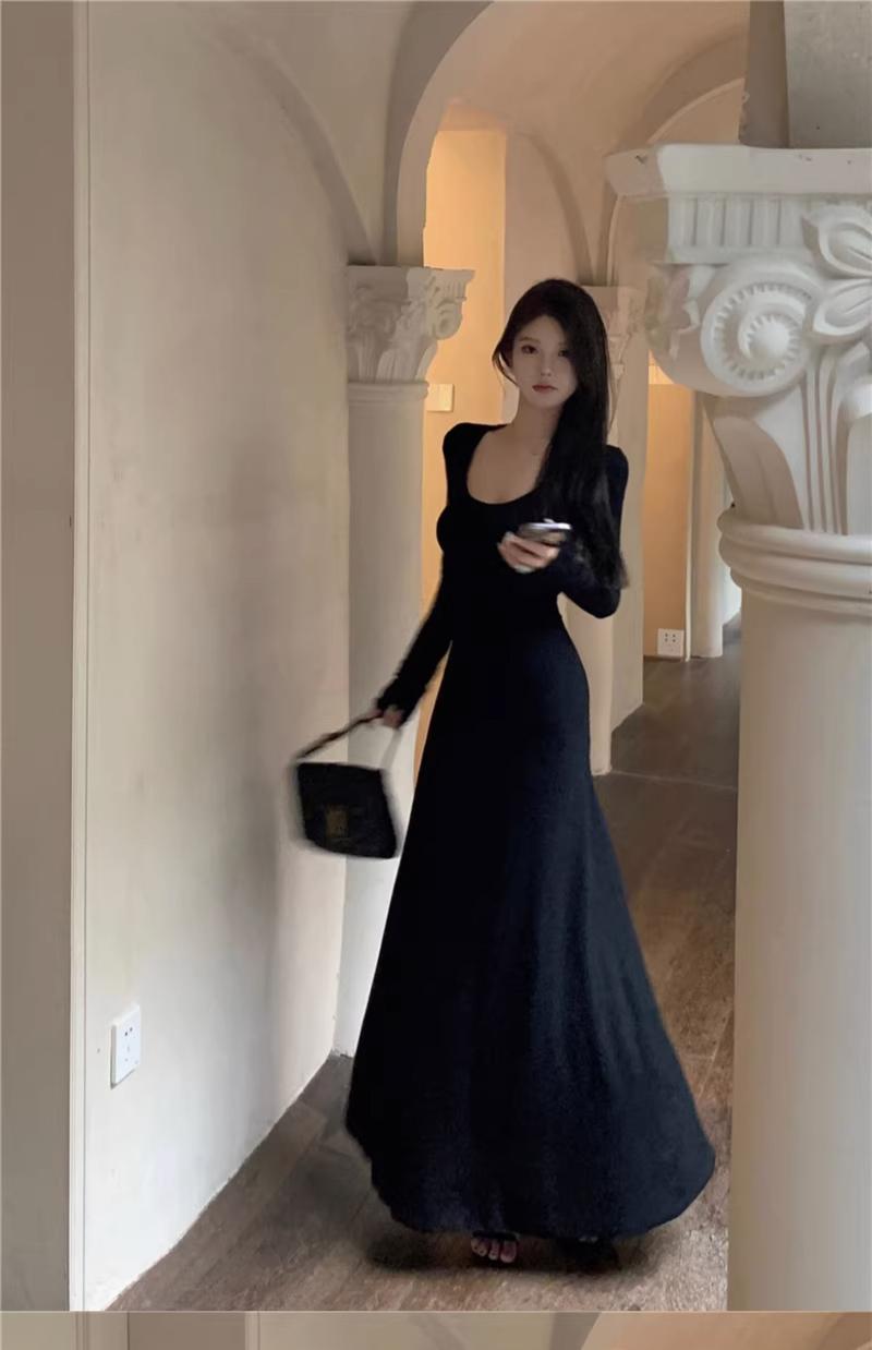 Product Introduction of Spicy girl wine red long sleeved dress with feminine temperament, hip hugging skirt, simple base skirt, slim fit and slimming effect, mid length skirt 13