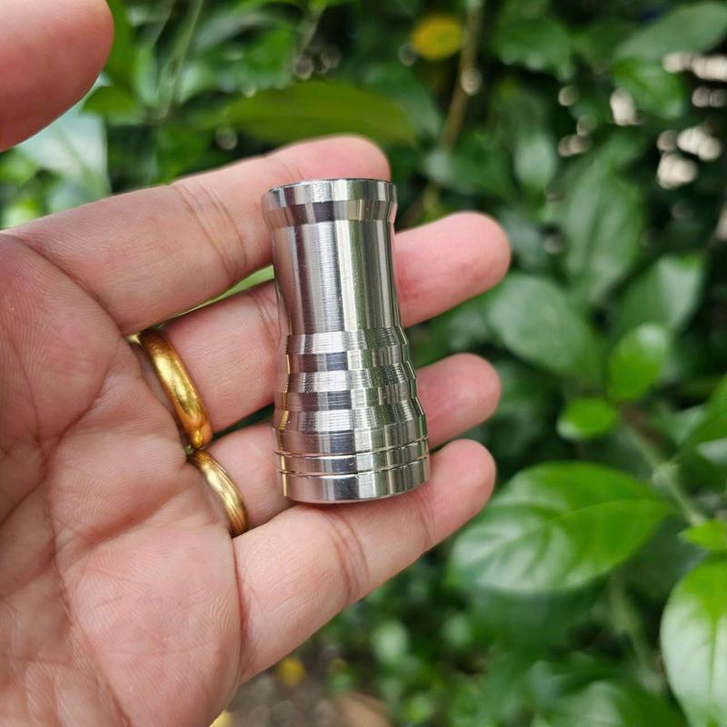 Chụp giò đạp xe máy INOX 304 dành cho Exciter 135 đời 2010 TẶNG KÈM LOGO MÈO NHỎ ( TRI ÂN KHÁCH HÀNG) Phụ Kiện Phụ Tùng Phụ Kiện Phụ Tùng