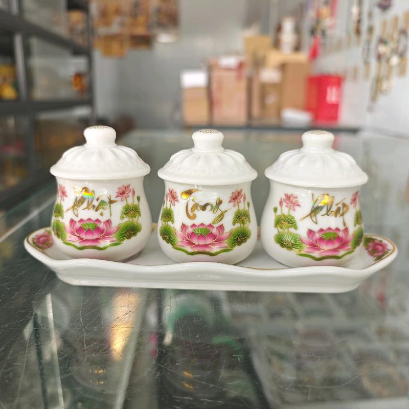 Bộ 3 Ly Nước Thờ Cúng Gốm Sứ Phật Pháp Tăng Hoa Sen