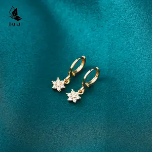 Anting Titanium Wanita Anti Karat Lapis Emas Korea Aksesoris Fashion Anting Juntai Anti Luntur Bunga Sakura Earrings Perhiasan