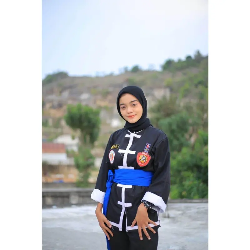 PAKET HEMAT SAKRAL IKSPI KERA SAKTI, SAKRAL DAN SABUK, paket lengkap  terdiri dari sakral. dan sabuk. seragam silat hemat. Sakral bela diri paling Laris. top seller, sakral beladiri murah, sakral warga ikspi kera sakti ter populer 1