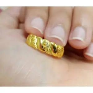 PERHIASAN WANITA cincin ukir cantik perhiasan wanita dewasa titanium gold anti karat motif emas 24k terlaris TERLARIS