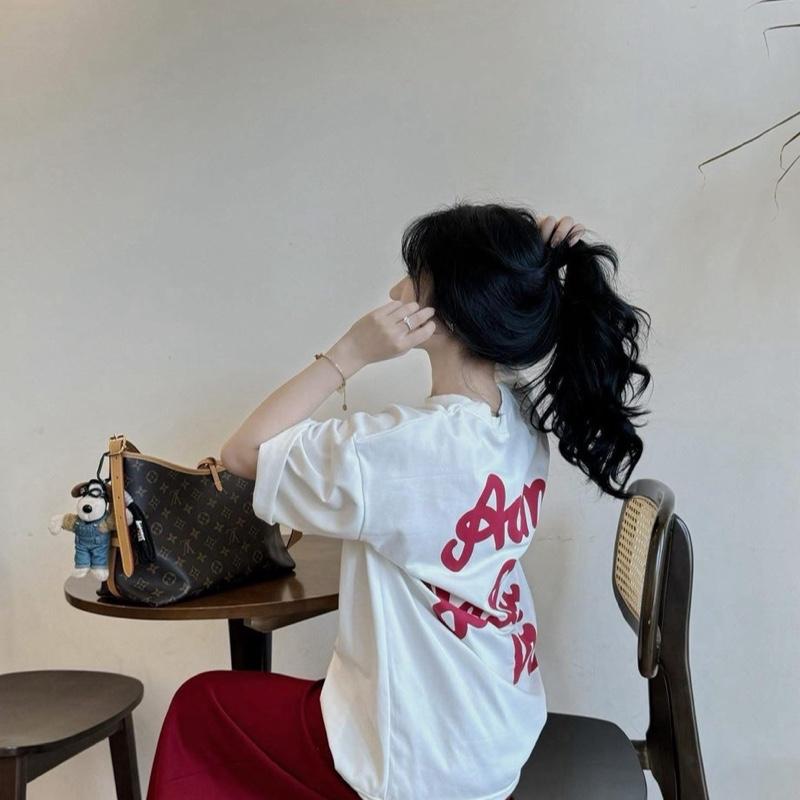 Set áo trắng quần đỏ Freesize 70kg 3
