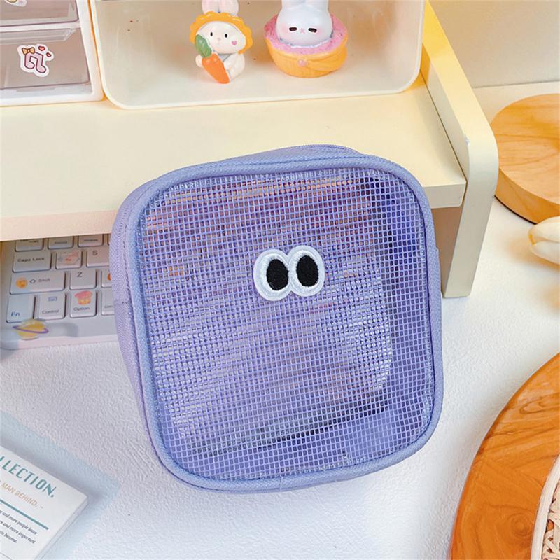Product Introduction of Túi Đựng Mỹ Phẩm Lưới Trong Suốt, Màu Pastel Mới, Thiết Kế Mắt To Dễ Thương, Hộp Đựng Đồ Trang Điểm, Túi Trang Điểm Kawaii, Hộp Đựng Đồ Trang Điểm Cầm Tay, Túi Đựng Đồ Vệ Sinh Cá Nhân Nam Tim Bag Kem Da 31