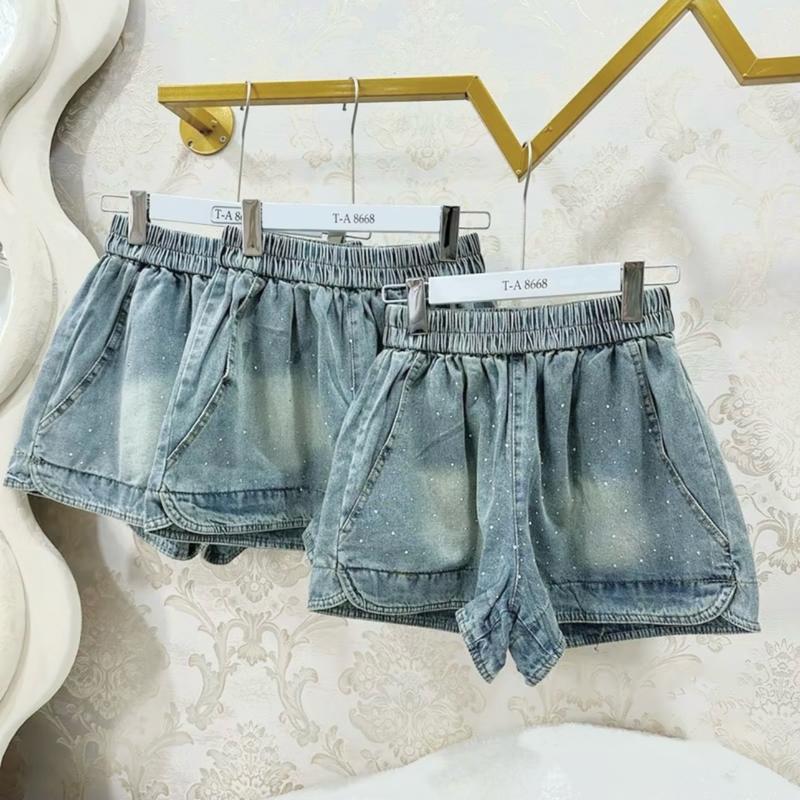 Quần short jeans nữ  đính đá Trắng cạp chun co dãn hàng QC (form to nên lùi 1 size)