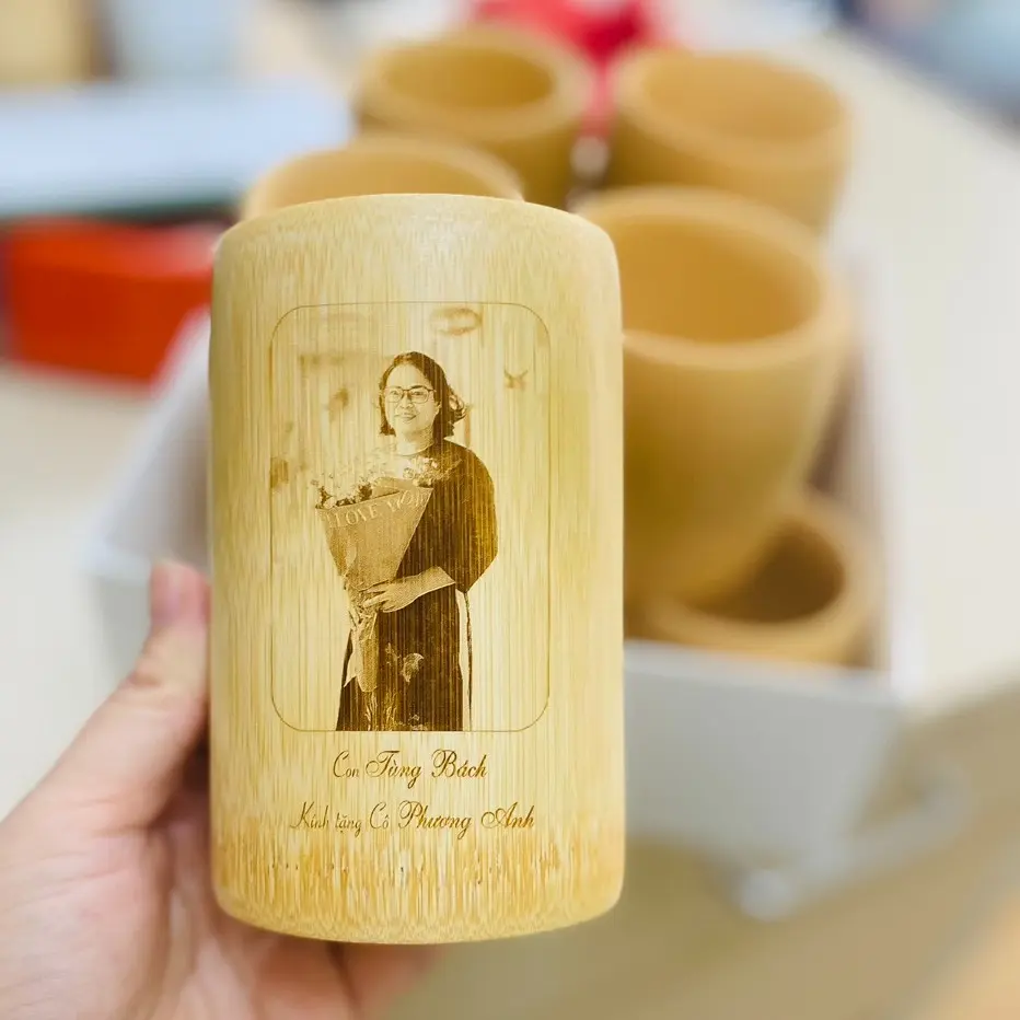 Cốc tre khắc ảnh, tên theo yêu cầu tặng kèm ống hút