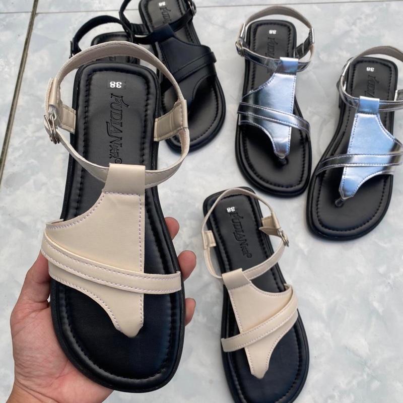 DéP Nữ Dép sandal tông xỏ ngón siêu xinh đế causu 100% có điều chỉnh gót sang chảnh phong cách trẻ trung cá tính mẫu mới 2024 ĐẶT LÙI 1 SEZI