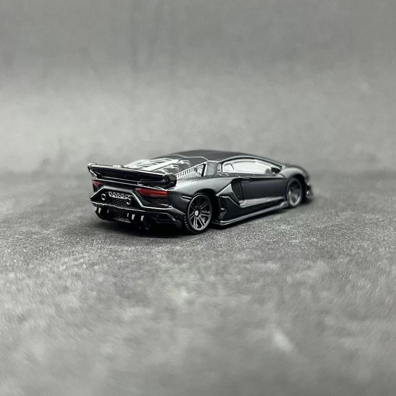 Product Introduction of Bộ sưu tập đồ chơi ô tô mô phỏng, Lamborghini SVJ Black Warrior, Tỷ lệ 1: 64 được ủy quyền chính thức, Được làm bằng hợp kim, Thích hợp cho bé trai, Ý tưởng quà tặng tuyệt vời 7