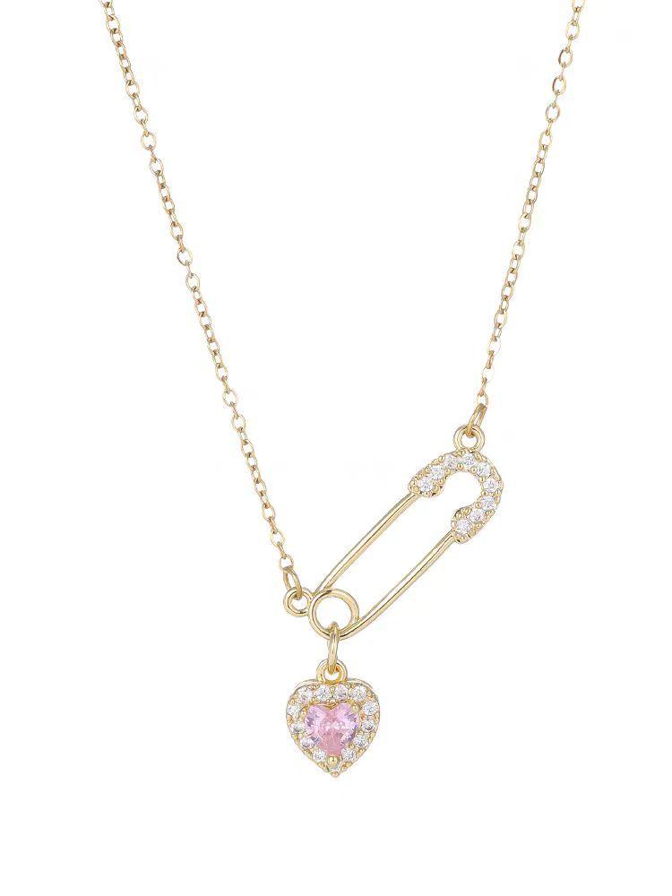 Product Introduction of Safety Pin Necklace with Heart Charm Pink Crystal Hearts Pendant Paperclip Necklace for Woman Hollow Pin Heart Chains Choker 16