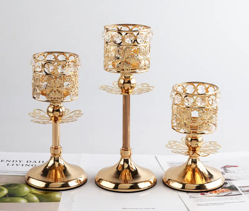 Tempat lilinnya 3 Height Liontin Kristal Candle Holder Golden Crystal Tea Light  Sparklers Wedding Candelabra Wedding Table Kokoh n Cantik Elegan Retro Stability Wedding Gold Lilin 3