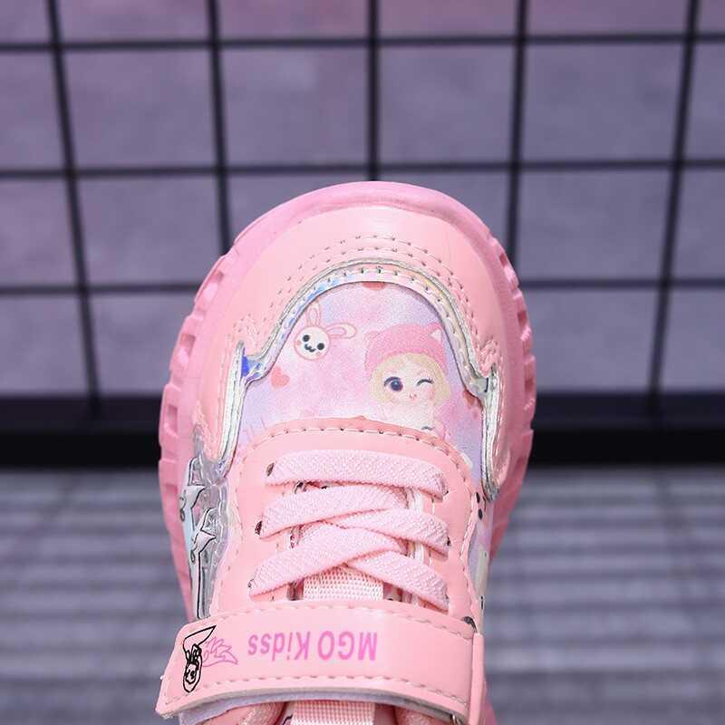 Product Introduction of Light Up Spring and Autumn New Single Girls' Sports Baby Casual Little Girls Lightweight Princess Shoes 18