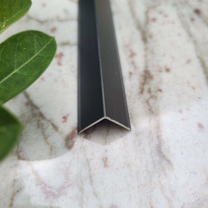 Nẹp nhôm chữ V,  dày 1li, Nẹp ốp góc sàn nhựa, ốp góc tường, đầy đủ kích thước, đủ màu 3