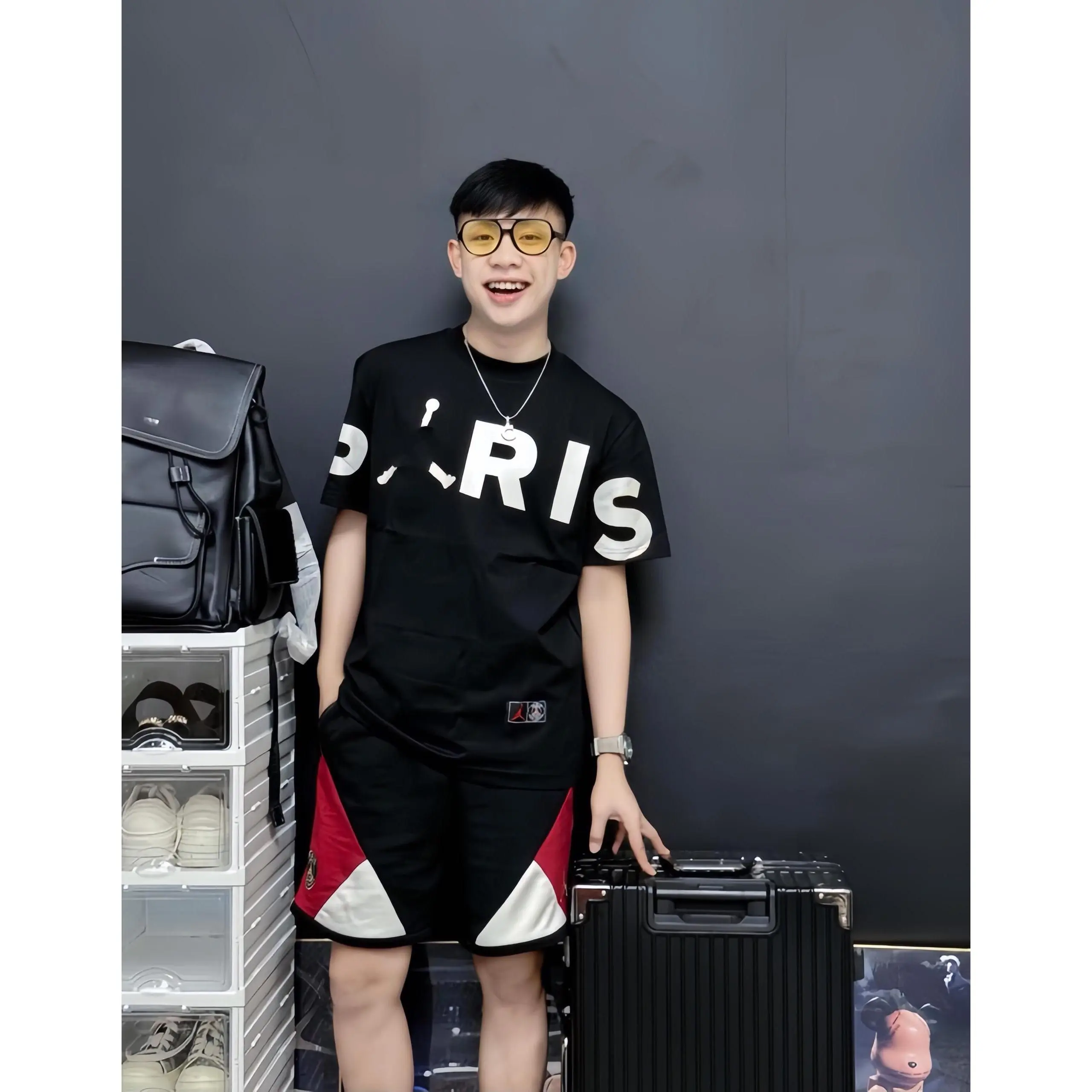 Bộ Pa.Rít cực chất. Áo 2 màu đen đỏ, chất liệu 100% cotton mềm mịn, thoáng mát, co dãn 4 chiều. Hottrend New 2025