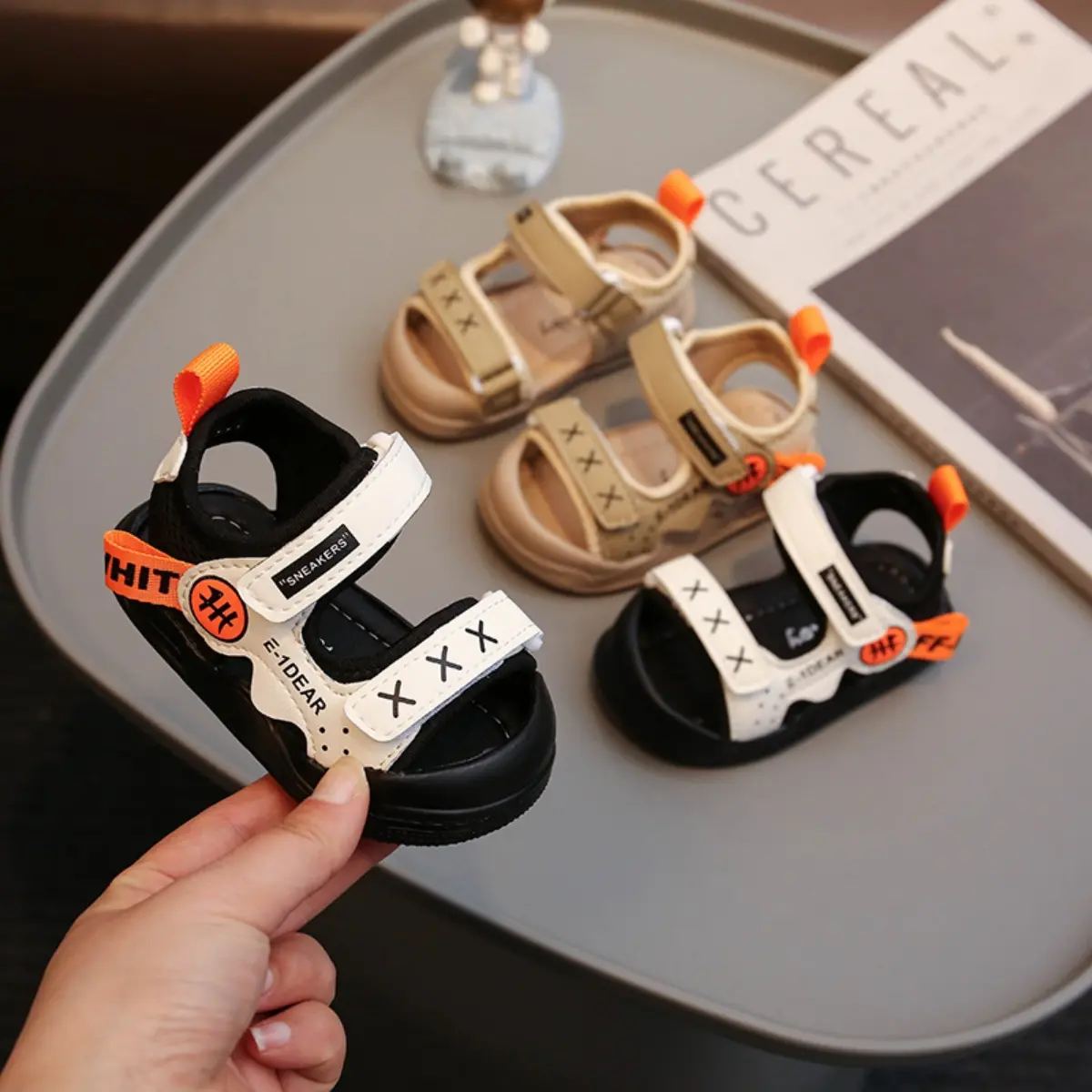 Dép sandal Tập đi cho bé trai 0-4 Tuổi mũi cong chống vấp họa tiết chữ X (1152) Jean Voi