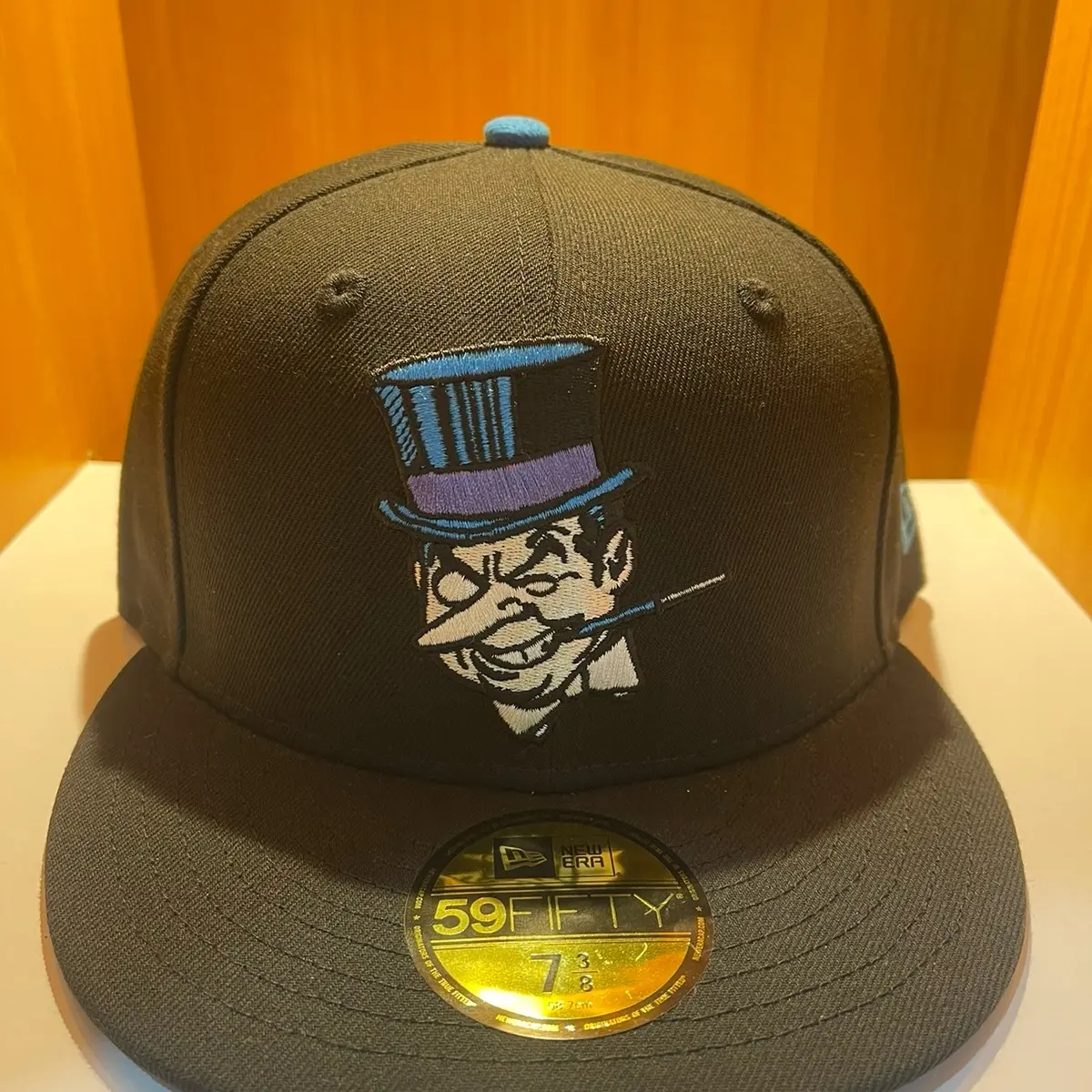 Topi NE size 7 3/8