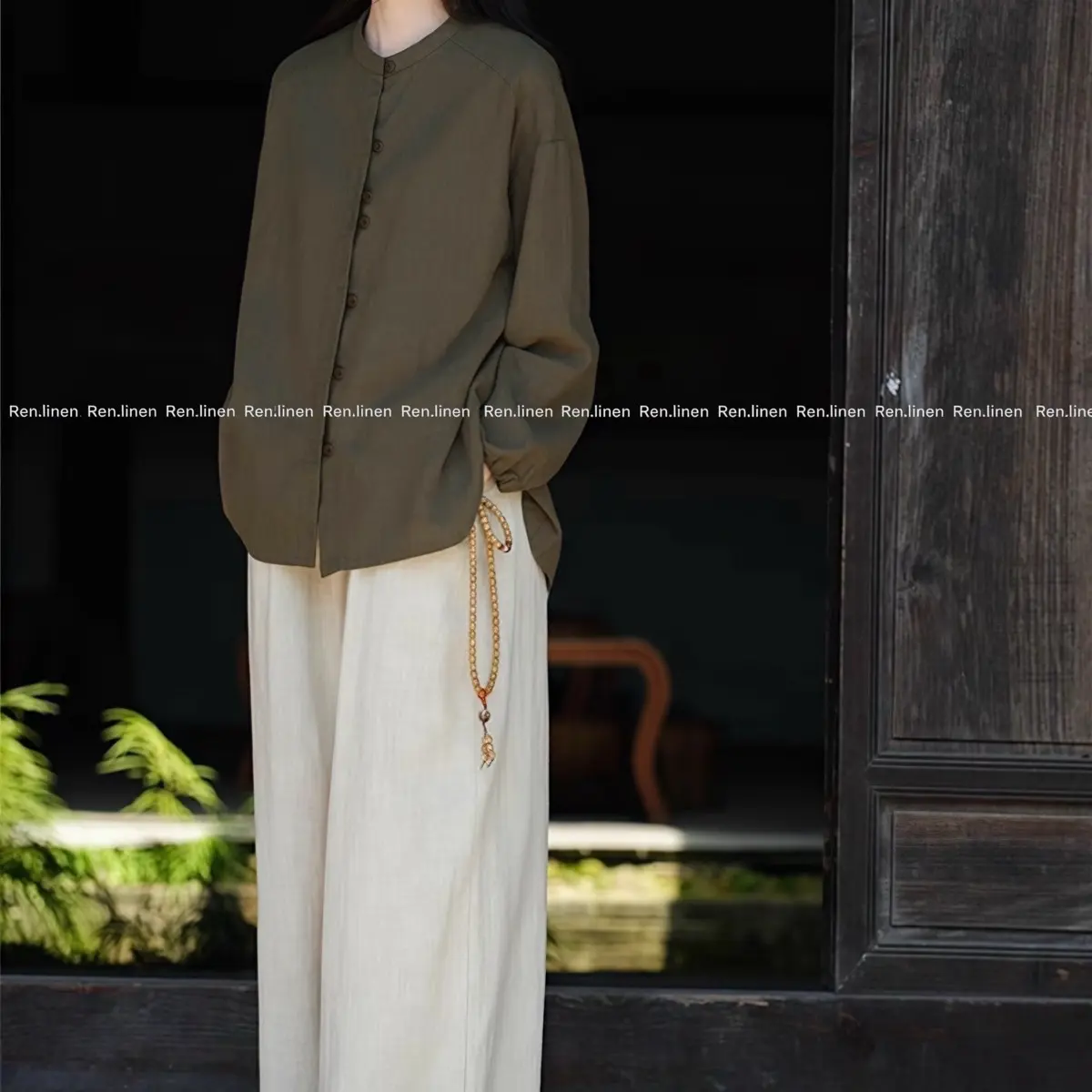 ￼Linen Pháp phục Phật tử Bộ Lam đi chùa Cát Ân