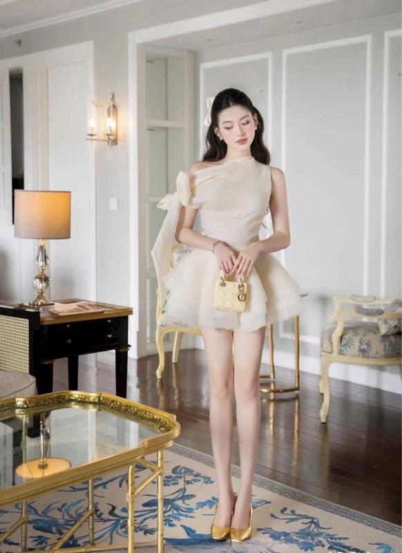 Product Introduction of Đâm dự tiệc lệch vai cột nơ xòe tâng, tiểu thư xinh xắn - có sỉ 8