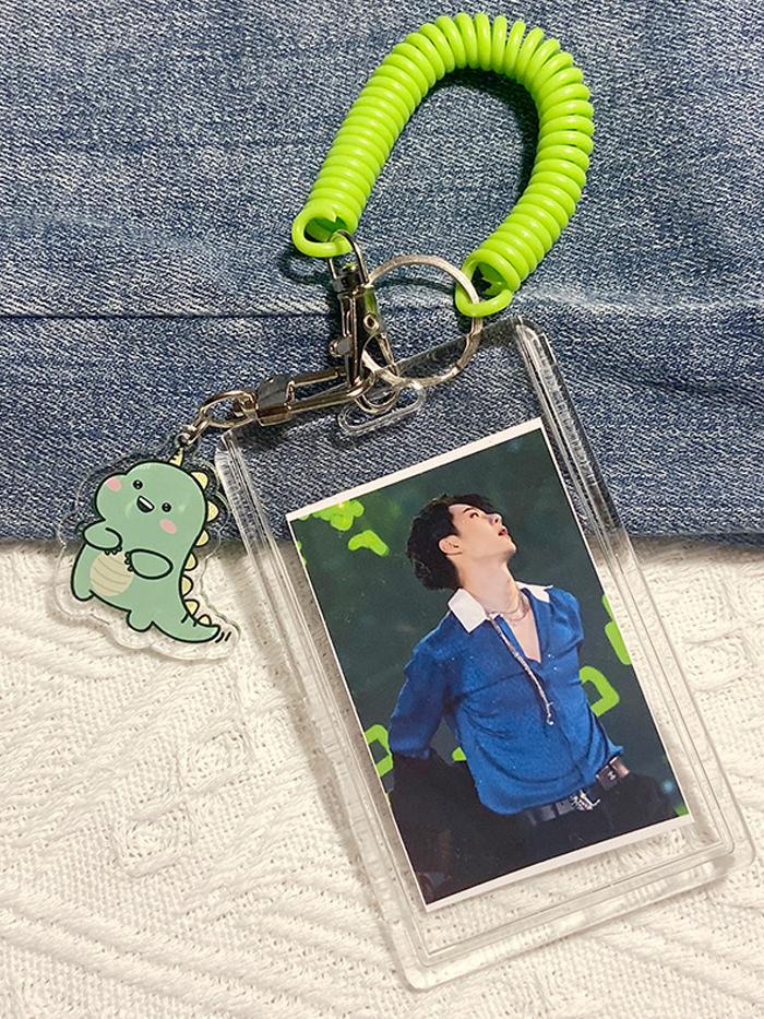 Tempat kartu ID akrilik transparan / tempat kartu ID kerja/casing id card bening/dengan gantungan kunci lucu akrilik - Qiqi Treasure Tempat kartu ID akrilik transparan / tempat kartu ID kerja/casing id card bening/dengan gantungan kunci lucu akrilik - Qiqi Treasure