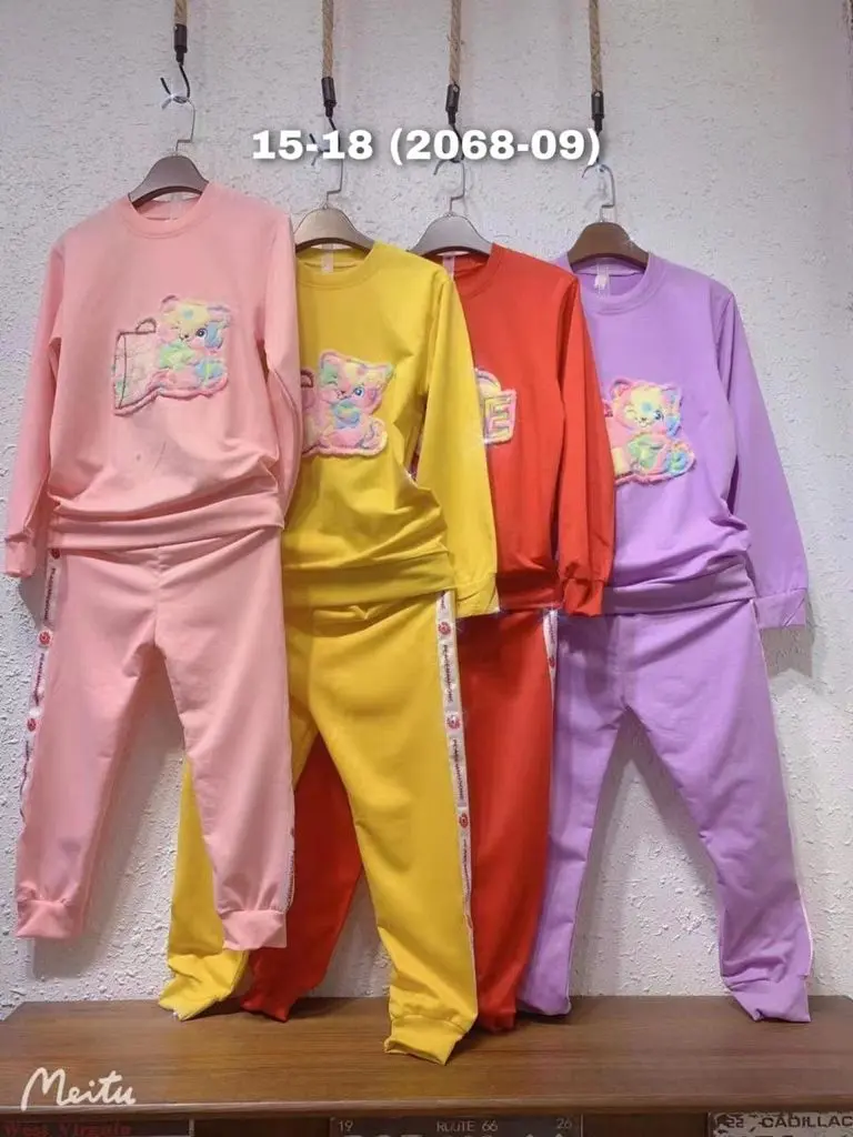 stelan anak perempuan import motif random Lengan panjang baju bordir Celana joger dengan sweater Fashion