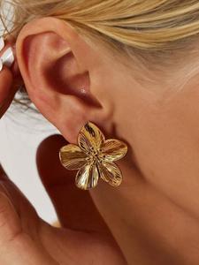 Arete de botón con diseño de flor metálica texturizada, Joyería de moda para mujeres para fiesta, decoración diaria, Joyería comodín y exquisita para regalo de cumpleaños