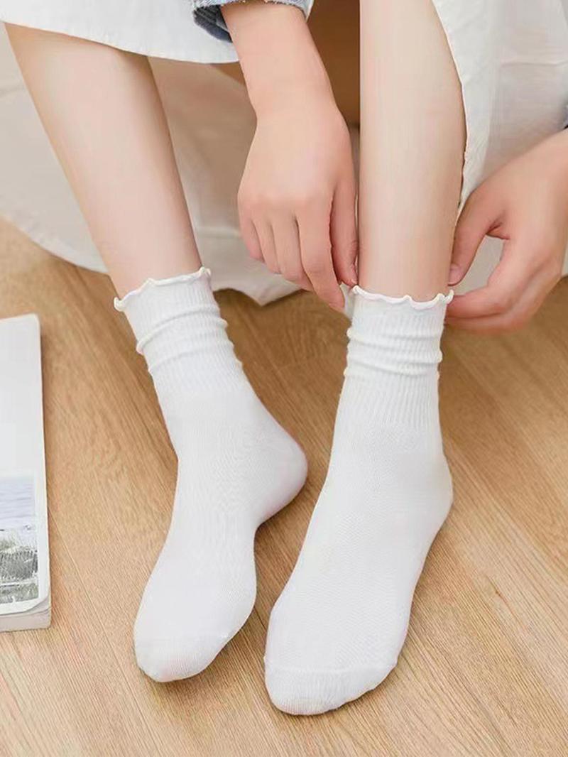 Product Introduction of Women's Solid Lettuce Trim Crew Socks, Casual Comfy Breathable Mid-calf Socks for Daily Wear, Multipack Knit Socks for All Seasons 3