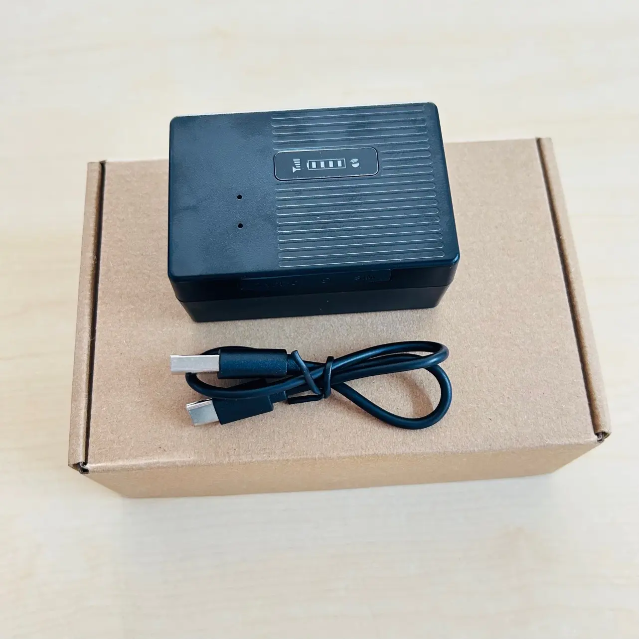 Thiết bị gps không dây pin 10 đến 12 ngày