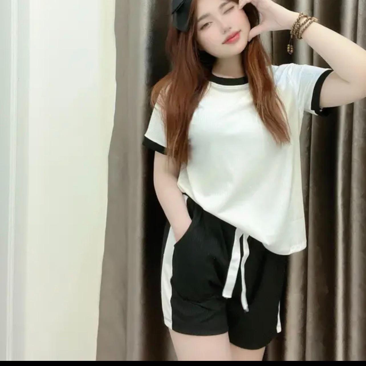 Trắng Đen