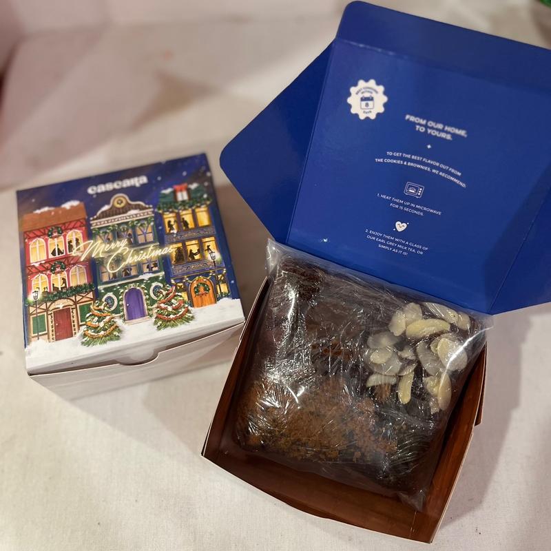 B1G1 1 box mini cookies size 10x10cm 2