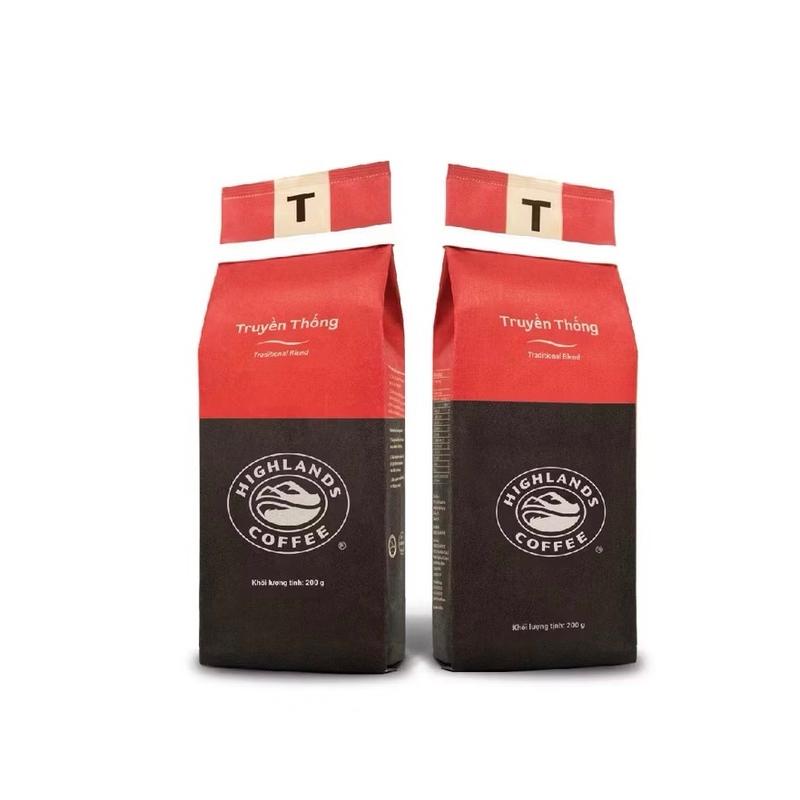 Combo 2 gói Cà phê Highlands Coffee pha phin vị truyền thống gói 200g/gói - Cafe Arabica và Robusta