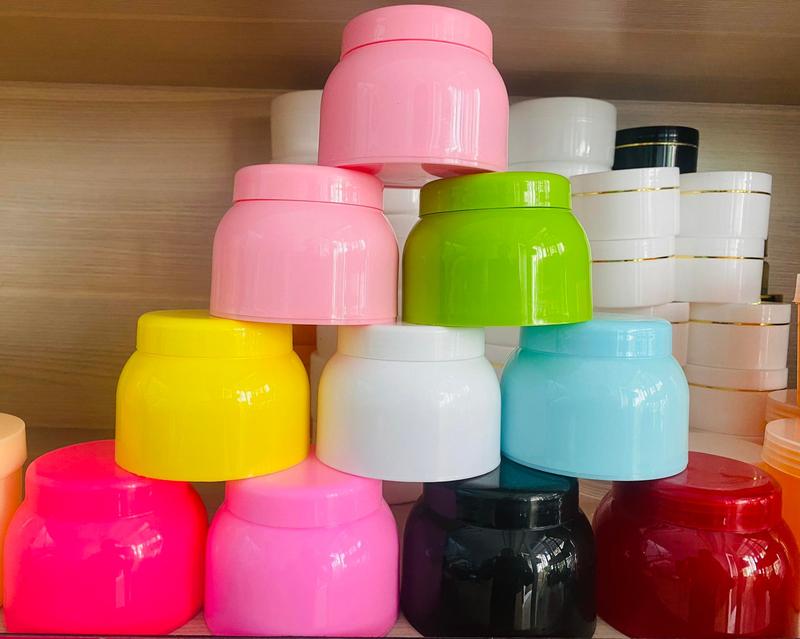 COMBO 10 Hủ nhựa Bầu 150gr đủ màu có đầy đủ nắp lót - Đựng kem Body