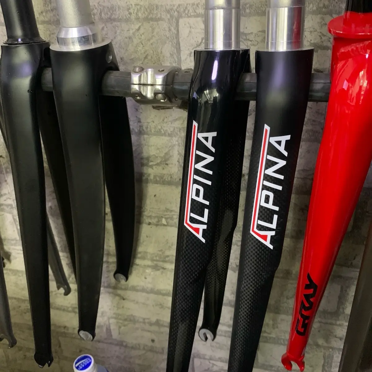 Alpina Carbon & Aluminum Fork for Road Bikes - TikTok Shop Philippines