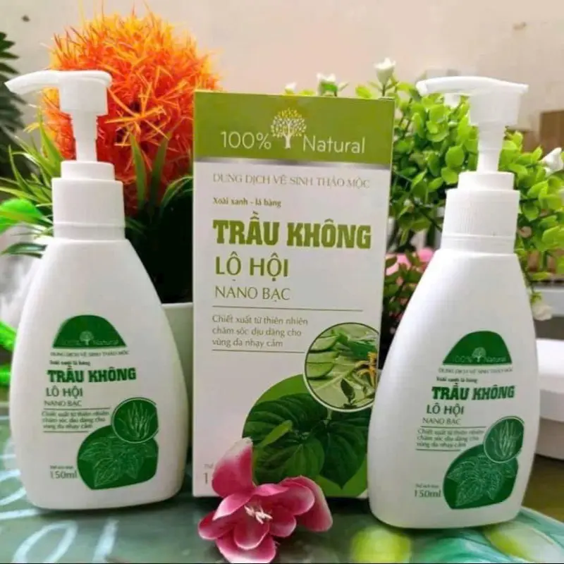 Dung Dịch Vệ Sinh Trầu Không Lô Hội Nano Thành Phần Tự Nhiên không chứa cồn 150 ml /chai Women