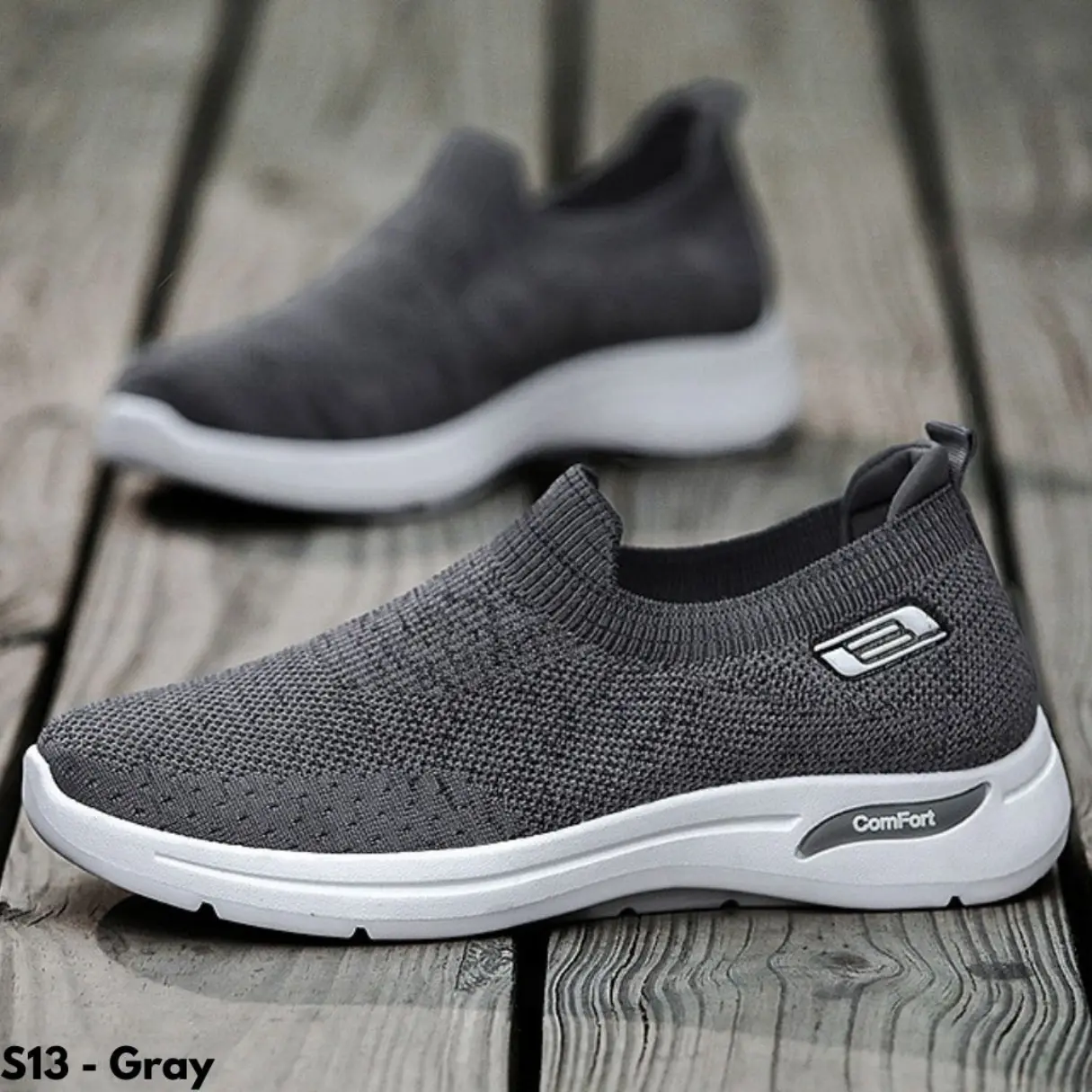 SEPATU SNEAKERS PRIA KEKINIAN BANGET SLIDE TANPA TALI NYAMAN BAHAN KANVAS  S13