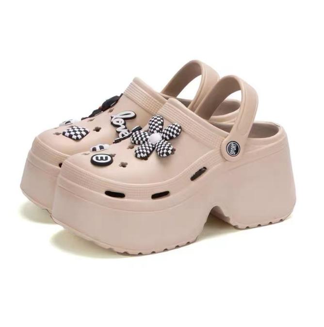 Giày Sục Đế Cao 9cm Tôn Dáng Siêu Nhẹ Thoáng Khí Êm Chân Trẻ Trung Tặng Kèm Charm Hot B63 Sục Xinh Dép Croos SỤC CROSS 3
