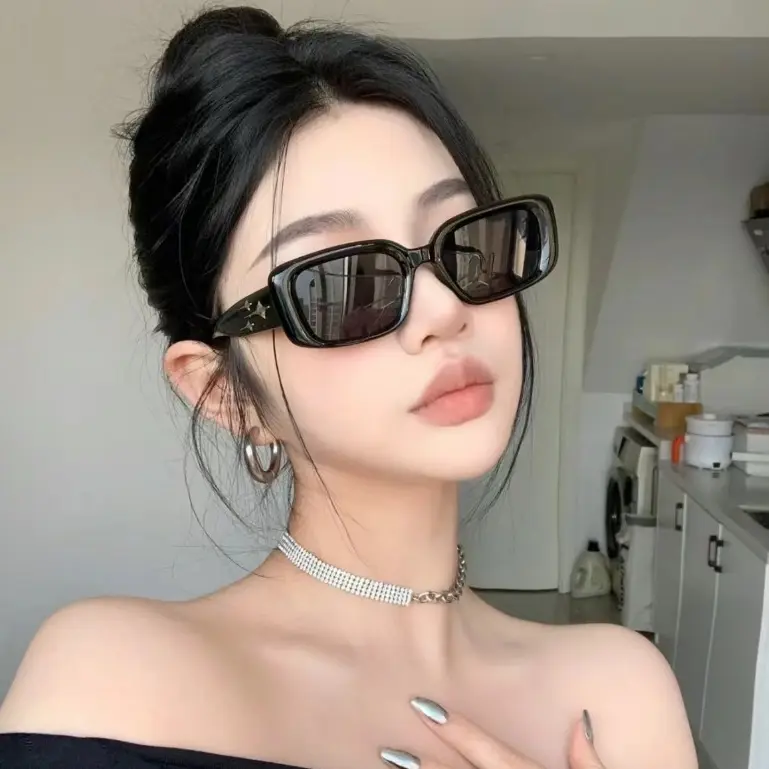 Kính râm nam nữ kính mát đi biển Bluehope form vuông đi biển du lịch ngày hè chống nắng KTT31