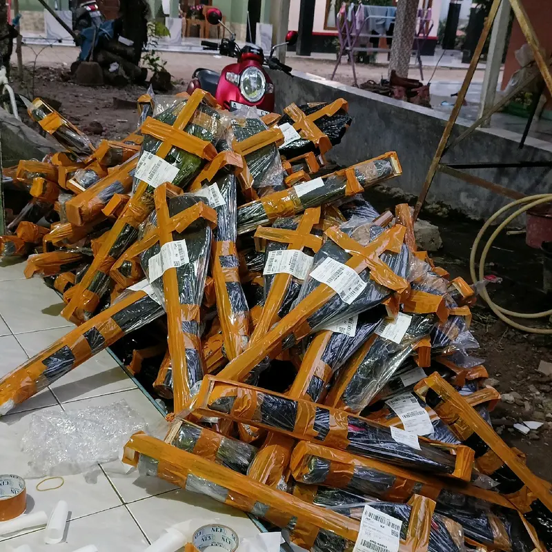 RAKET BADMINTON DEWASA LlNlNG TECTONIC 7/TECTONIC 9 / AEROUNOUT 9000 ADA DI SINI SIAP PAKAI 30LBS FREE TAS DAN GRIP 2