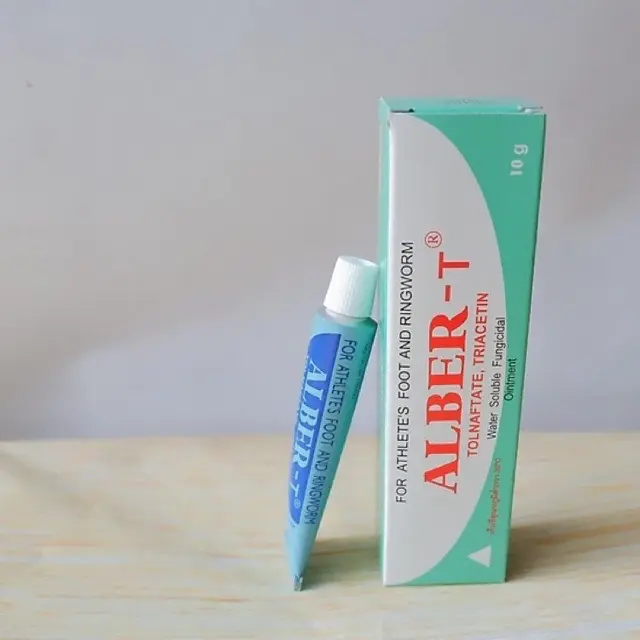 ALBER-T mốc lác gà Thái Lan dạng tuýp bôi