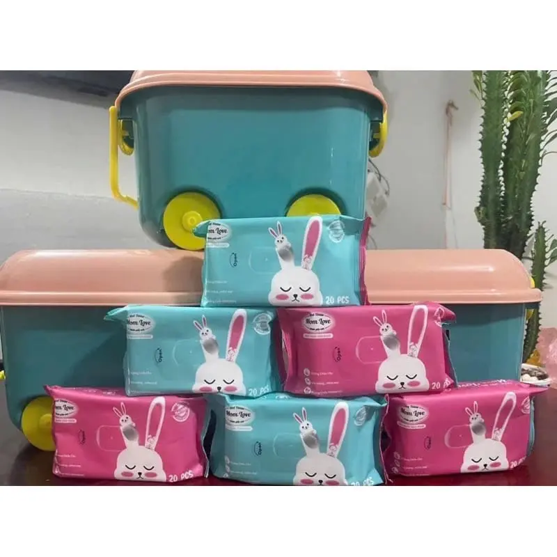 ￼Sét 10 Gói Khăn Ướt Thỏ Mon Love Tặng Kèm Thùng Nhựa Kéo Có Bánh Xe Siêu Đáng Yêu( giấy thỏ) [ 10 bịch 1,1kg chưa bao gồm thùng] 4
