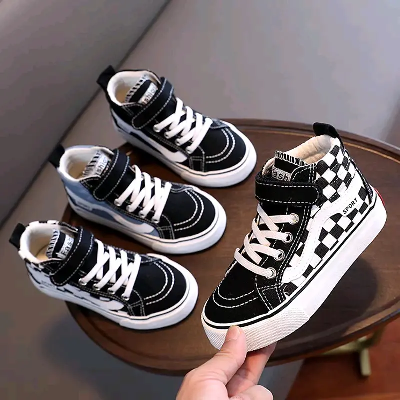 sepatu bot motif terbaru nyaman untuk anak cewek cowok bisa buat sekolah sma smp sd tk bisa juga buat olahraga main gaya dan Fashion