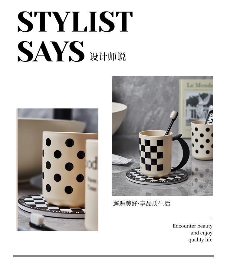 Product Introduction of Thickened internet celebrity English letter mouthwash cup, banana handle, checkerboard pattern washbasin cup, plastic brushing cup, student dental jar 7