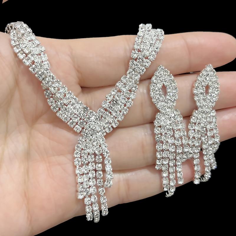 Product Introduction of Necklace Earrings Tassel Wedding Jewelry Set Rhinestone Pendant Wedding Banquet Twist Wedding Dress Accessories 8673 5