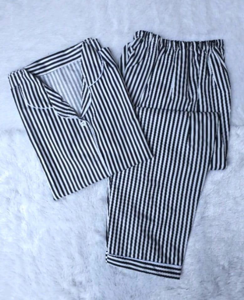 Product Introduction of Baju Tidur Wanita / Piyama Wanita Motif Salur Lengan Pendek/ Piyama Kekinian/Piyama Garis / Piyama Jumbo 0