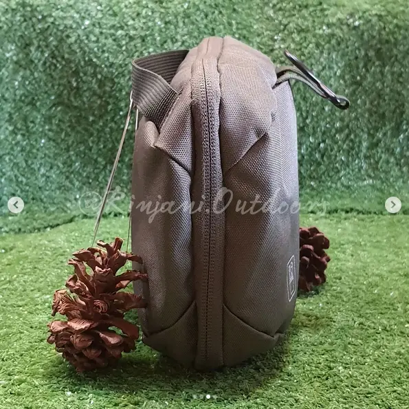 AQUART NG TOILETRY EIGER ORIGINAL TAS PERALATAN PERJALANAN TOOLS BAG TOILETRY OLIVE TRAVELBAG TOILETRIES CASUAL SIMPLE UNISEX AQUART EIGER TEMPAT ALAT MANDI HAND BAG 4