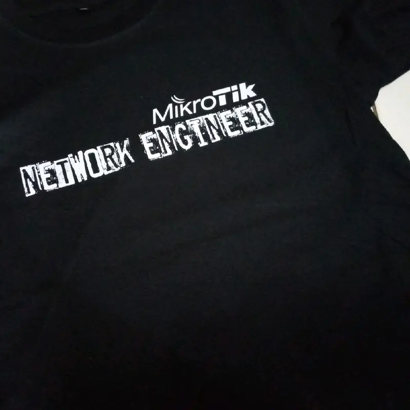 Kaos Mikrotik network engineer / Kaos Distro Unisex Katun Hitam Santai 0