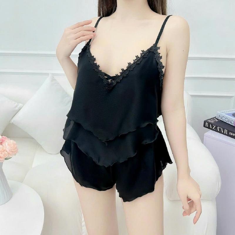 Size (60Kg-90Kg) Bộ Ngủ Nữ Vải Lụa Satin Trơn Kiểu Yếm, Áo 2 Lớp Dây Cột Phối Ren, Không Mút, Quần Xéo Tôn Dáng Women