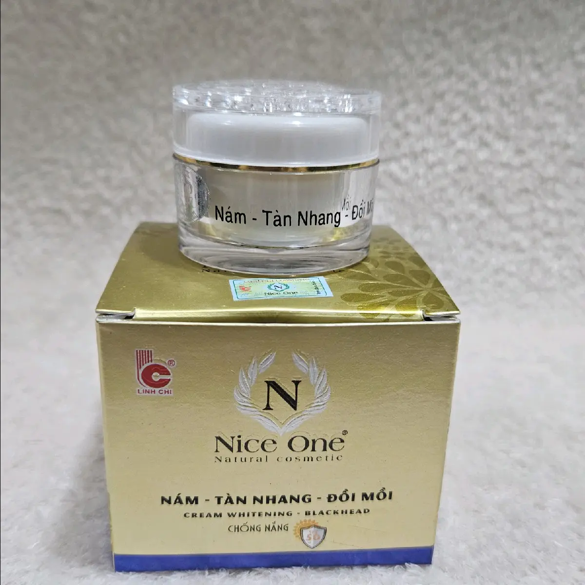 kem nice one nám tàn nhang đồi mồi Dưỡng Ẩm Da