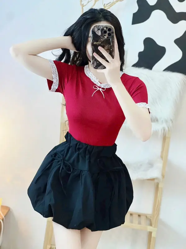 Áo thun nữ cổ vuông , cổ và tay viền ren đính nơ giữa dễ thương 3