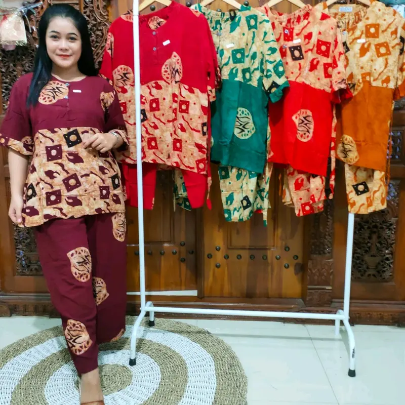 SETELAN CP JUMBO CAP KEKINIAN// SETELAN PIYAMA BAJU TIDUR BAHAN RAYON SANTUNG PREMIUM TEBAL,HALUS,LEMBUT DAN NYAMAN DI PAKAI Lengan pendek Lengan pendek 0