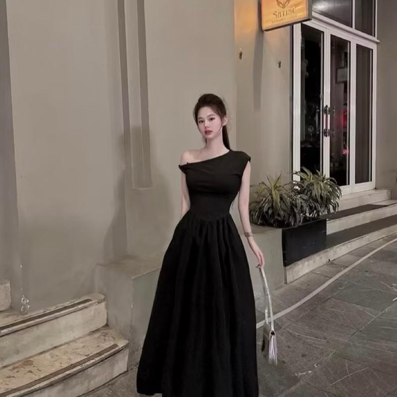 Váy Maxi Lệch Vai Sang Chảnh Dự Tiệc Có Túi Hai Bên 3