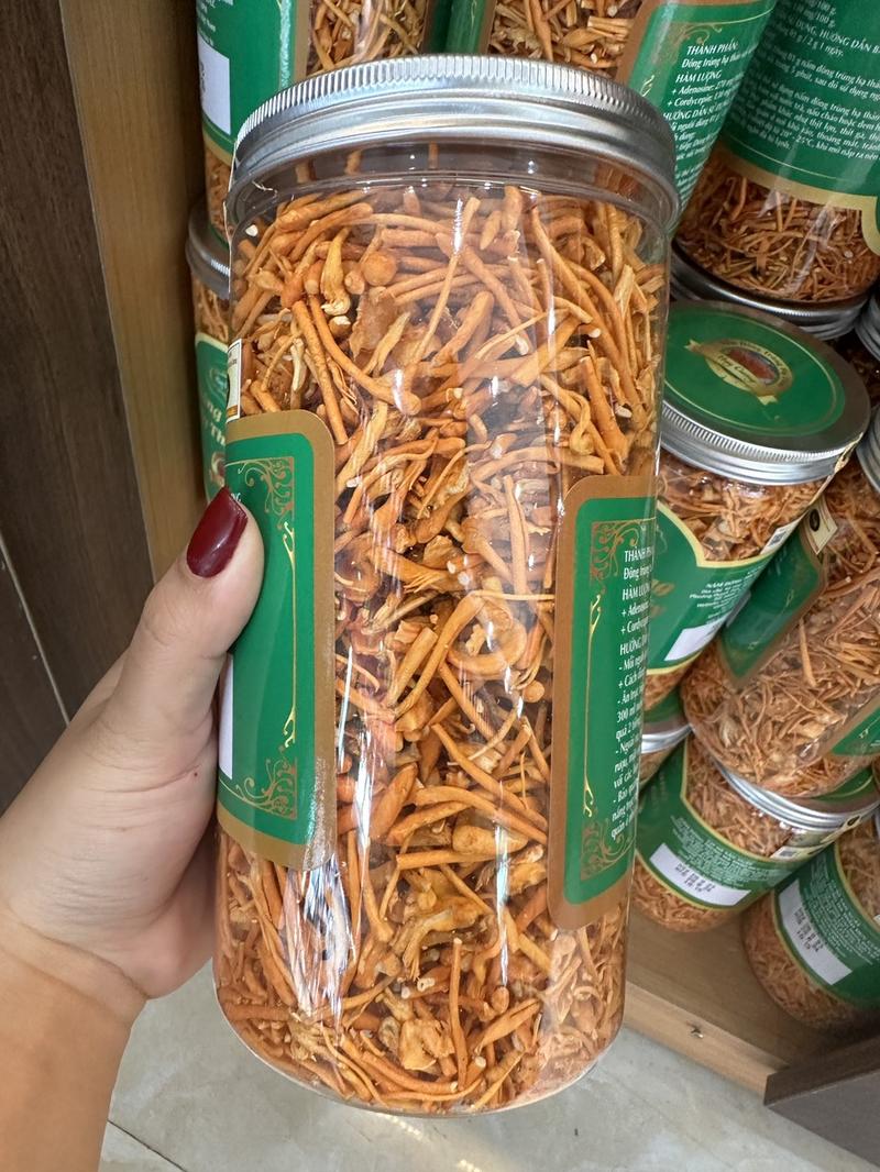 Product Introduction of Đông trùng hạ thảo Huy Cương  gãy lọ 50g sấy thăng hoa 20
